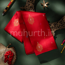 Load image into Gallery viewer, Kanjivaram Bright Red Silk Saree with Paithani Pallu