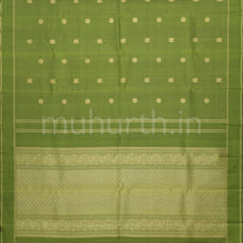 Load image into Gallery viewer, Sampanga Vaira Oosi Pure Zari Kanjivaram Silk Saree