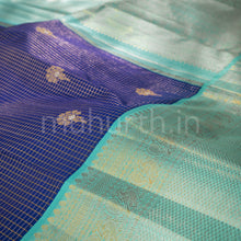 Load image into Gallery viewer, Vijaya Blue Vaira Oosi Checks Pure Kanjivaram Silk Saree with Ananda Blue