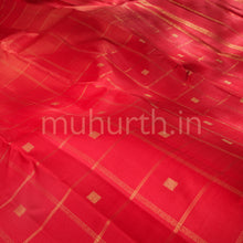 Load image into Gallery viewer, Red Vaira-Oosi Pure Zari Kanjivaram Silk Saree