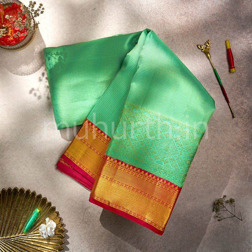 Kanjivaram Rexona Green Silk Saree with Arakku