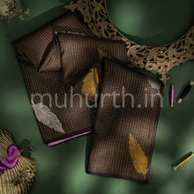 Load image into Gallery viewer, Kanjivaram Kanchana &amp; Black Silk Saree