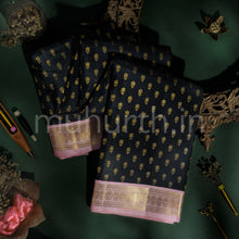 Load image into Gallery viewer, Kanchana 1000 Butta Kanjivaram Silk Saree with Pink