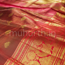 Load image into Gallery viewer, Arakku Vaira Oosi Kanjivaram Silk Saree with Rose