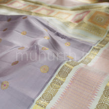 Load image into Gallery viewer, Light Lavender Pure Kanjivaram Silk Saree with Off-White