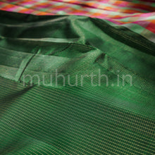 Load image into Gallery viewer, Green Pure Kanjivaram Silk Saree