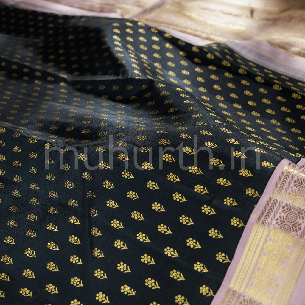 Kanchana 1000 Butta Kanjivaram Silk Saree with Pink