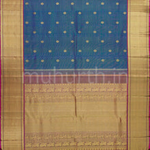 Load image into Gallery viewer, Mayil Kazhuthu Vaira Pure Kanjivaram Silk Saree with Magenta