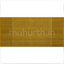 Load image into Gallery viewer, Green Vaira Oosi Kanjivaram Silk Saree with Sampanga