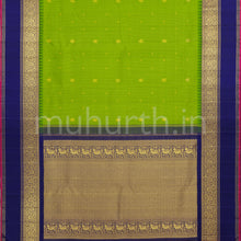 Load image into Gallery viewer, Alli Pure Kanjivaram Silk Saree with Vijaya