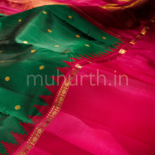 Load image into Gallery viewer, Green Pure Zari Kanjivaram Silk Saree with Rose Red