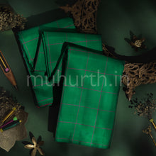 Load image into Gallery viewer, Deep Green Pure Kanjivaram Silk Saree