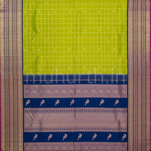 Load image into Gallery viewer, Alli Veldhari Pure Zari Kanjivaram Silk Saree with Vijaya