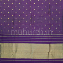 Load image into Gallery viewer, Meenakshi Pure Zari Kanjivaram Silk Saree