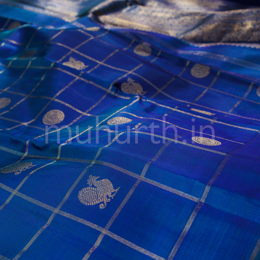 Mayil Kazhuthu Pure Zari Kanjivaram Silk Saree