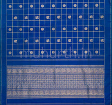 Load image into Gallery viewer, Mayil Kazhuthu Pure Zari Kanjivaram Silk Saree