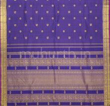 Load image into Gallery viewer, Meenakshi Pure Zari Kanjivaram Silk Saree