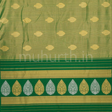 Load image into Gallery viewer, Green Pure Kanjivaram Silk Saree