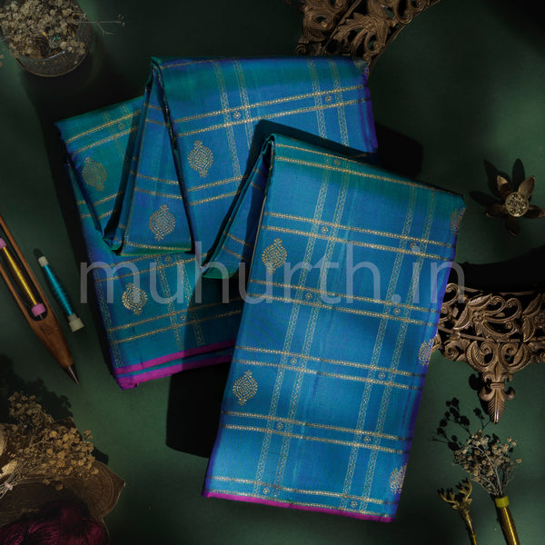 Mayil Kazhuthu Pure Zari Kanjivaram Silk Saree