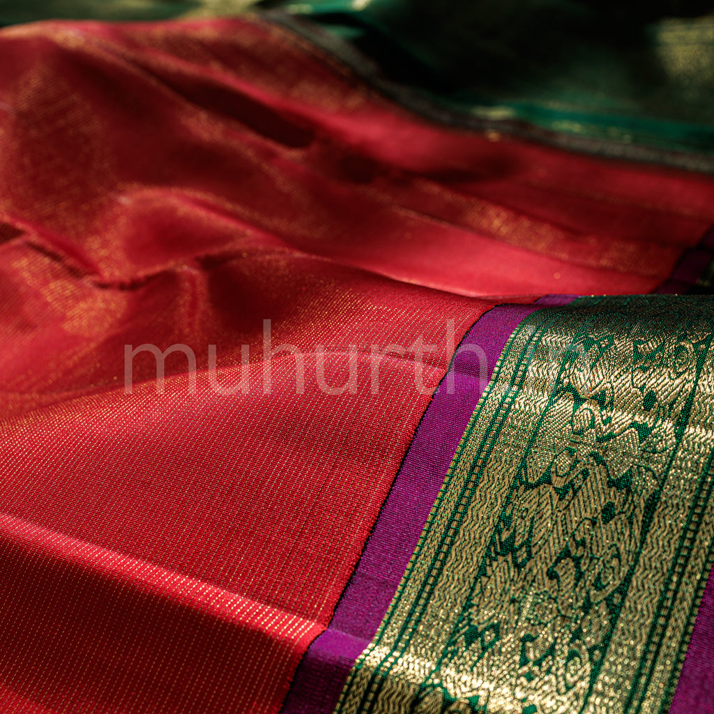 Arakku Vaira Oosi Pure Zari Kanjivaram Silk Saree