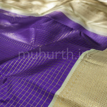 Load image into Gallery viewer, December Pure Zari Kanjivaram Silk Saree with Off- White