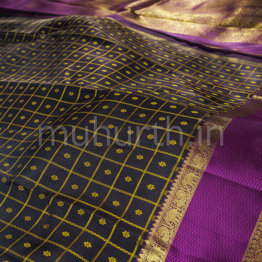 Pakku Pure Zari Kanjivaram Silk Saree with Magenta