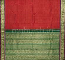 Load image into Gallery viewer, Arakku Vaira Oosi Pure Zari Kanjivaram Silk Saree