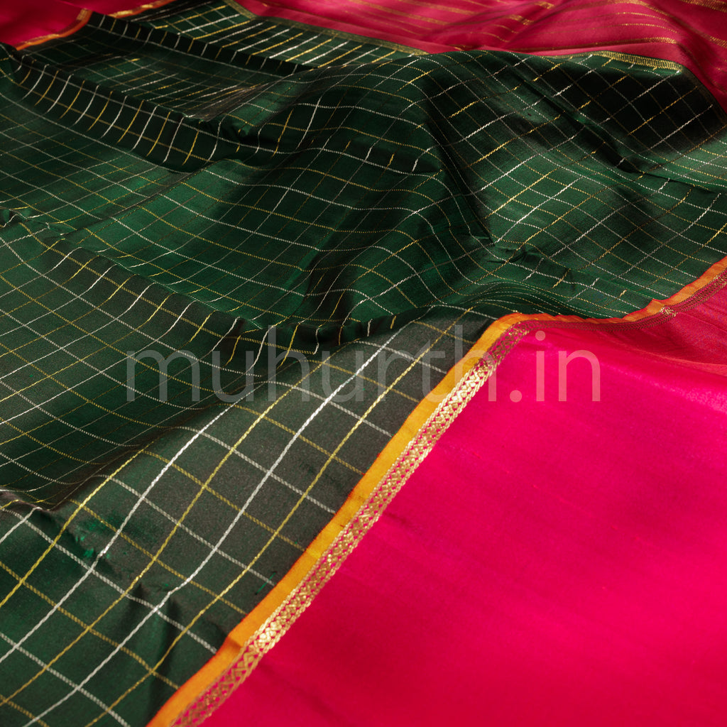 Green Muthu Kattam Pure Zari Kanjivaram Silk Saree with Rose Red