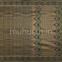 Load image into Gallery viewer, Kanjivaram Dark Green Silk Saree