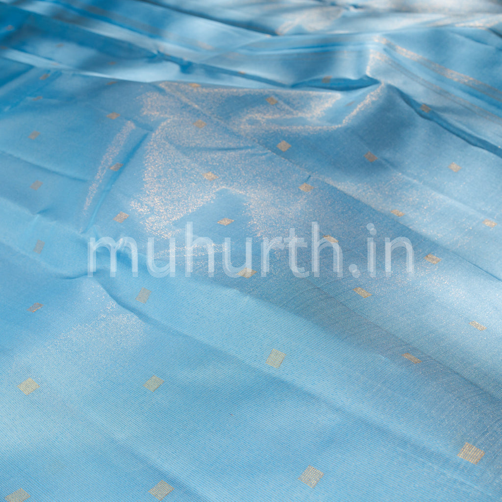 Light Blue Tissue Vaira-Oosi Pure Zari Kanjivaram Silk Saree