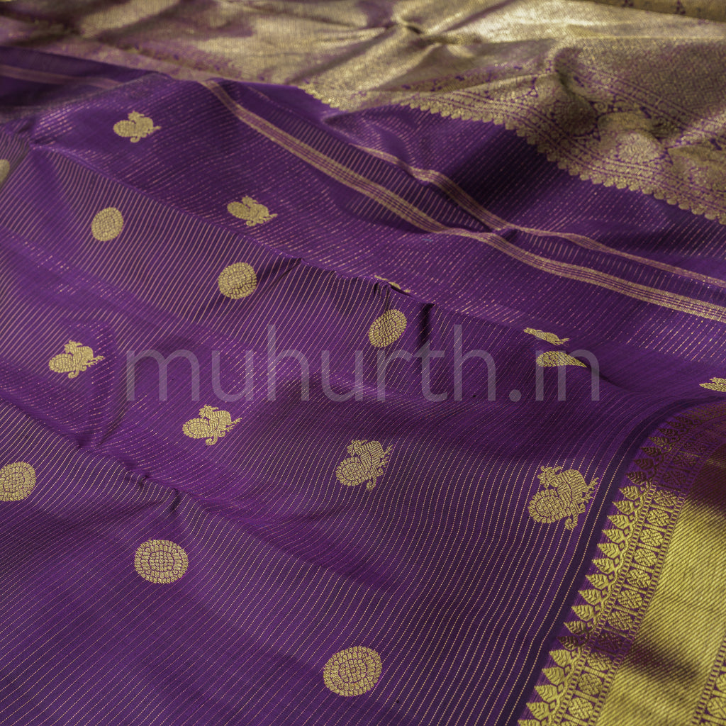 Dark Magenta Vaira-Oosi Pure Zari Kanjivaram Silk Saree